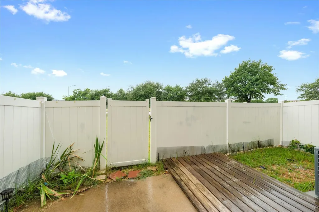1900 Little Elm Trail Cedar Park TX 78613