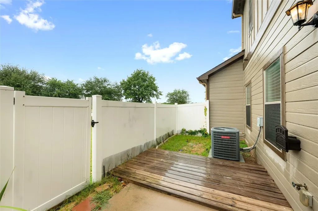 1900 Little Elm Trail Cedar Park TX 78613