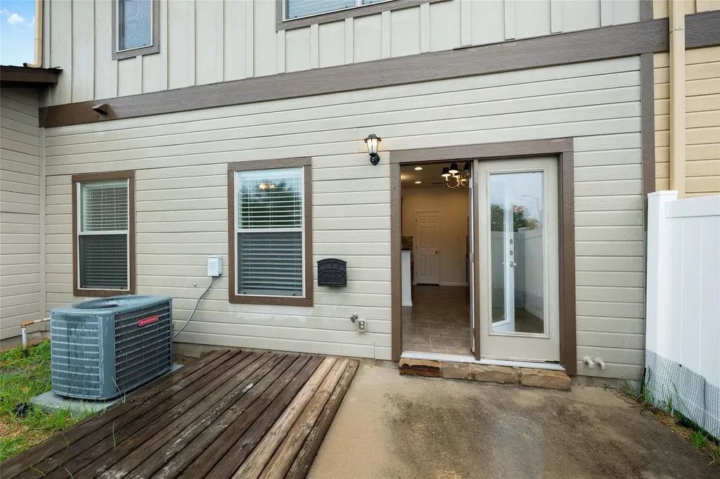 1900 Little Elm Trail Cedar Park TX 78613