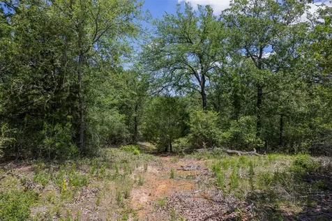 1004 22 Hills Road Gause TX 77857