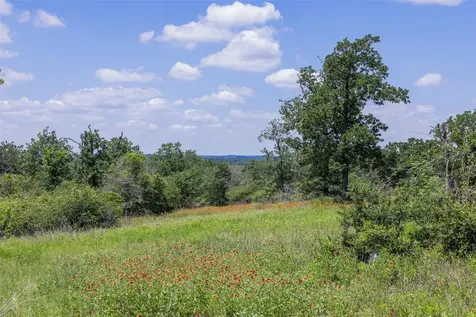 1004 22 Hills Road Gause TX 77857