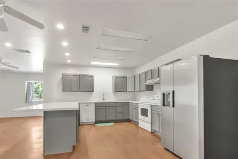 1004 22 Hills Road Gause TX 77857
