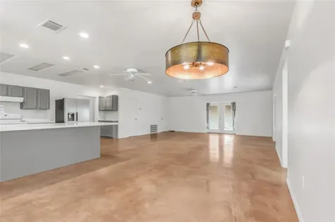 1004 22 Hills Road Gause TX 77857