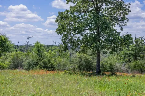 1004 22 Hills Road Gause TX 77857