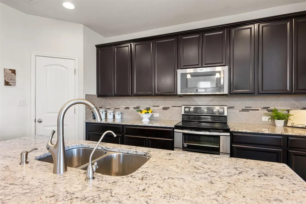 17221 Brittle Lane Pflugerville TX 78660