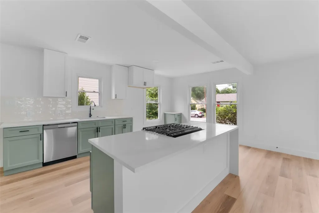 605 E 47th Street Austin TX 78751