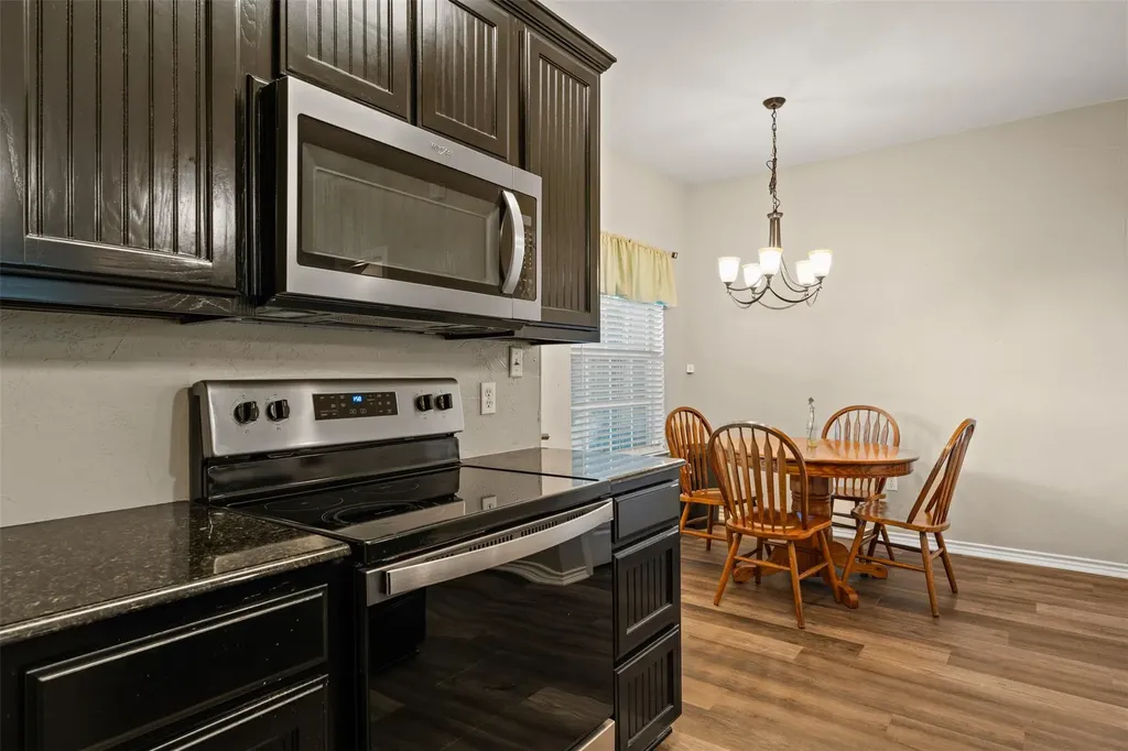 2009 S 10th Street Waco TX 76706