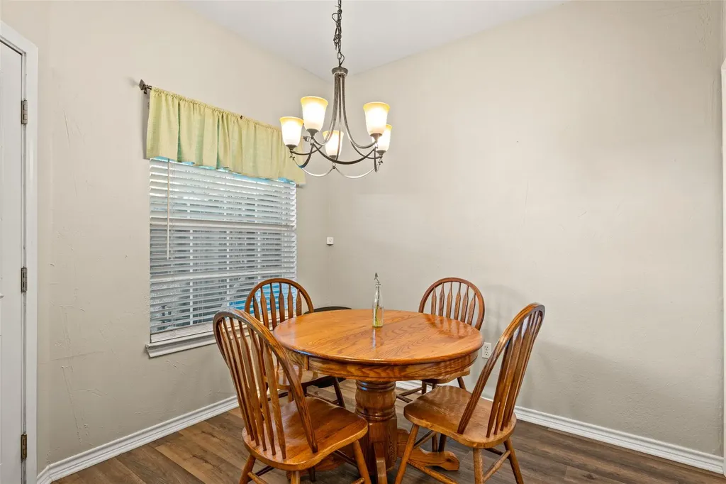 2009 S 10th Street Waco TX 76706