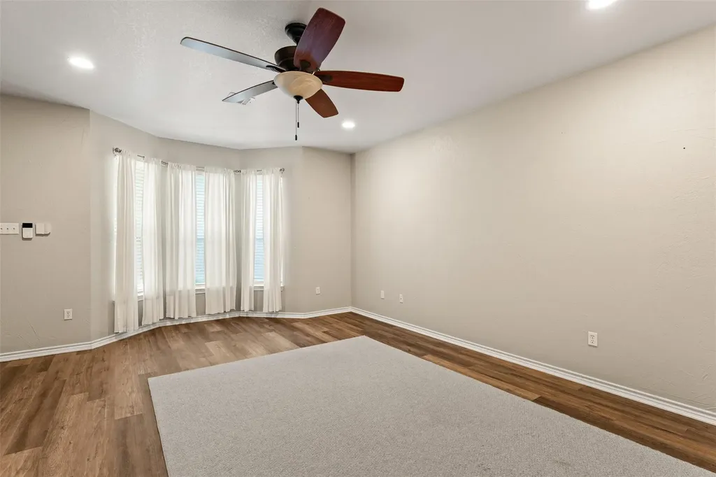 2009 S 10th Street Waco TX 76706