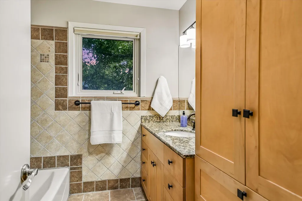 1113 Bluebonnet Lane Austin TX 78704