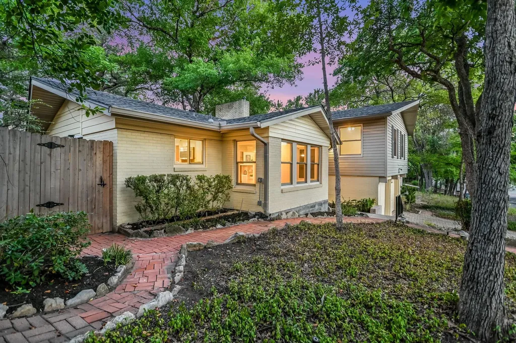 1113 Bluebonnet Lane Austin TX 78704