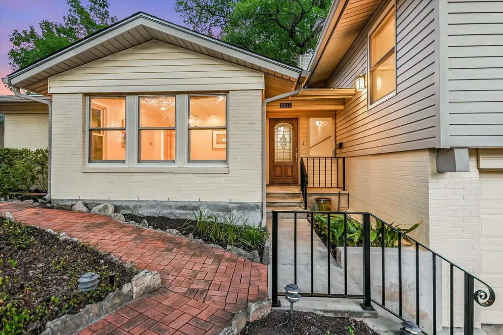 1113 Bluebonnet Lane Austin TX 78704
