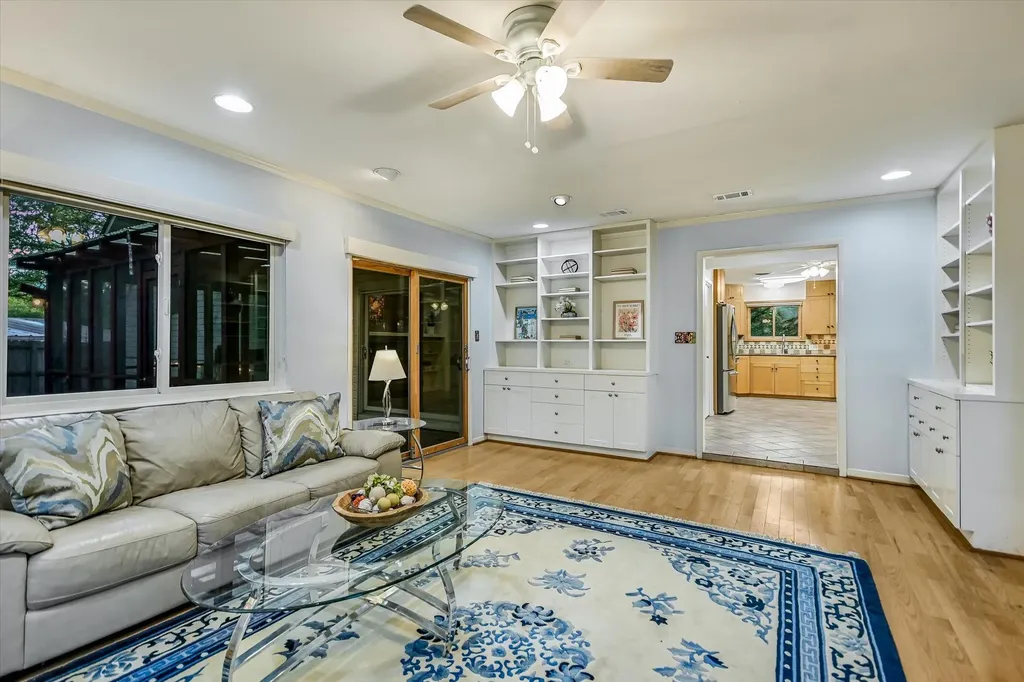 1113 Bluebonnet Lane Austin TX 78704