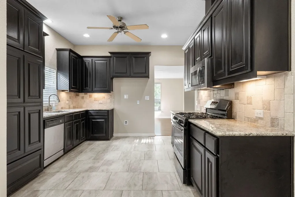 1905 Bissel Lane Austin TX 78745