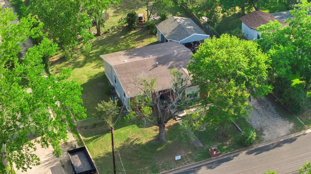 1905 Bissel Lane Austin TX 78745