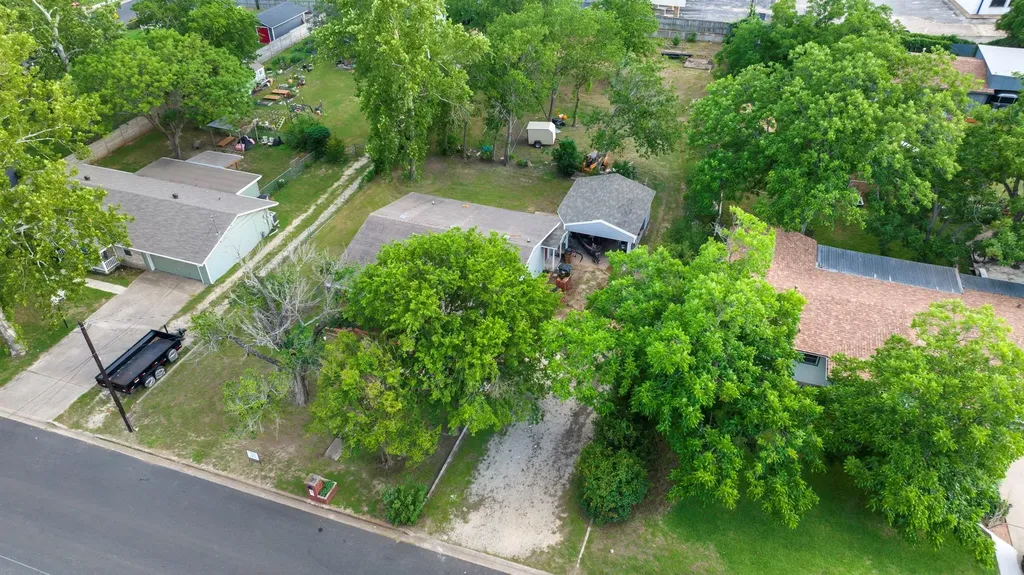 1905 Bissel Lane Austin TX 78745