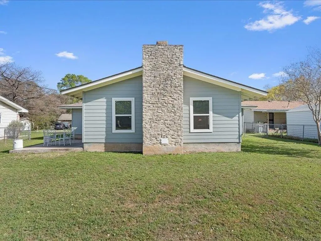 1312 Hyman Lane Austin TX 78742