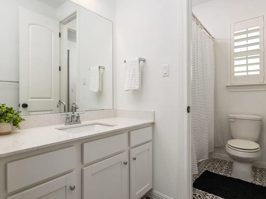 1491 Hazy Hills Loop Dripping Springs TX 78620