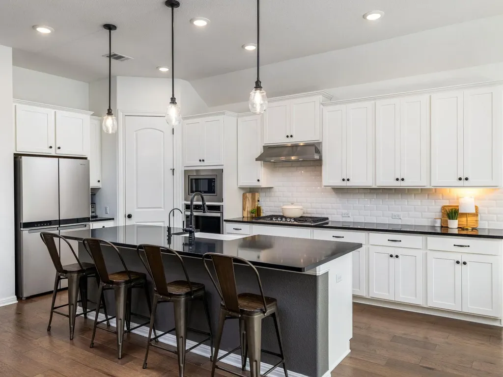 1491 Hazy Hills Loop Dripping Springs TX 78620