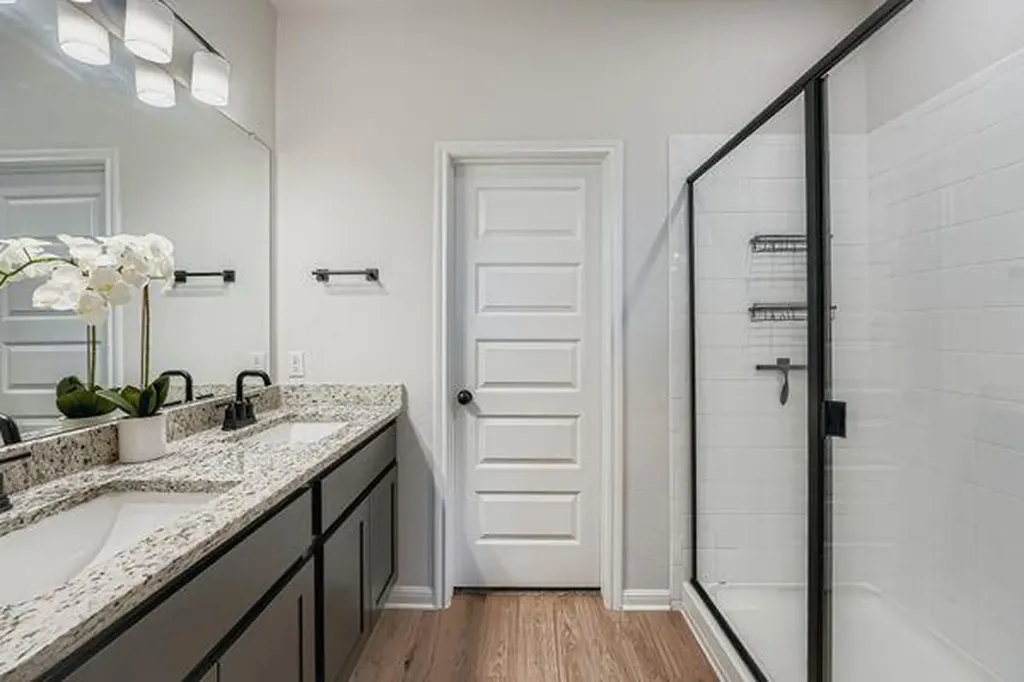 148 Gullivers Drive Elgin TX 78621