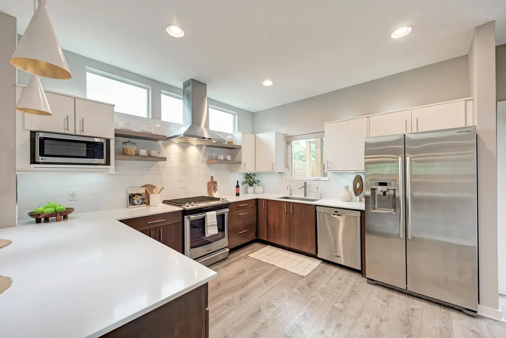 3008 E 14th 1/2 Street Austin TX 78702