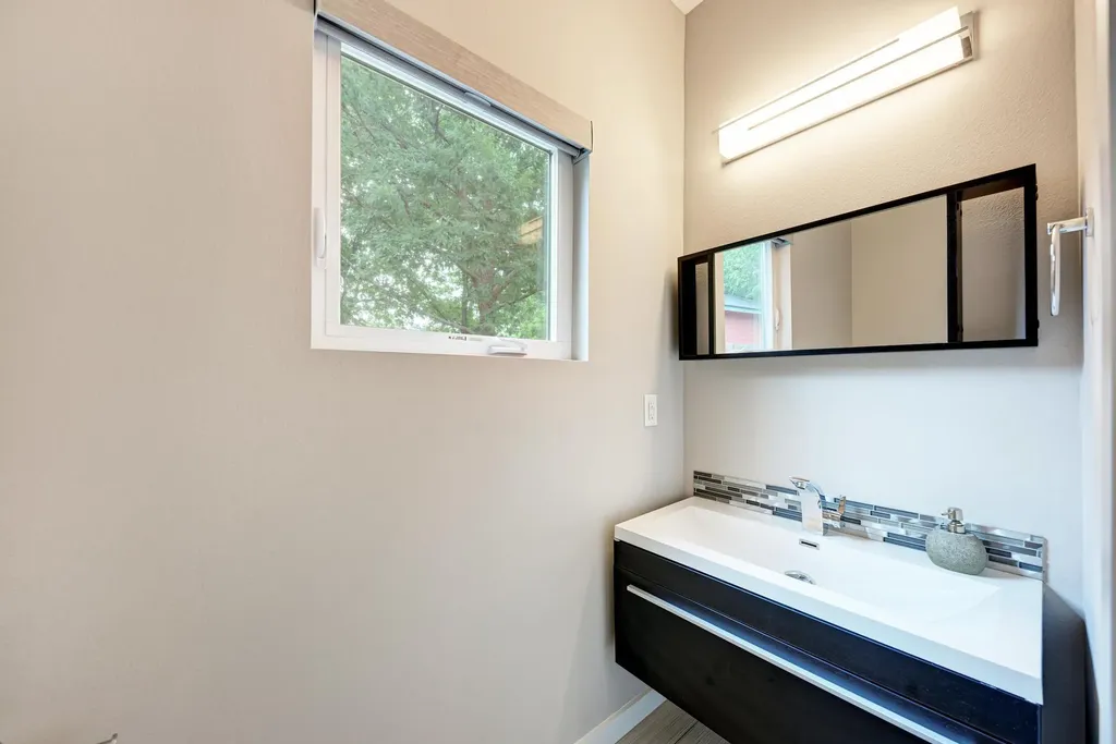 3008 E 14th 1/2 Street Austin TX 78702