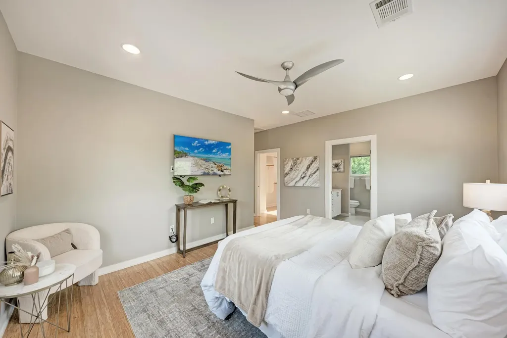 3008 E 14th 1/2 Street Austin TX 78702