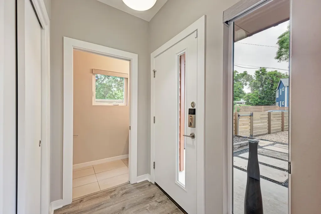 3008 E 14th 1/2 Street Austin TX 78702