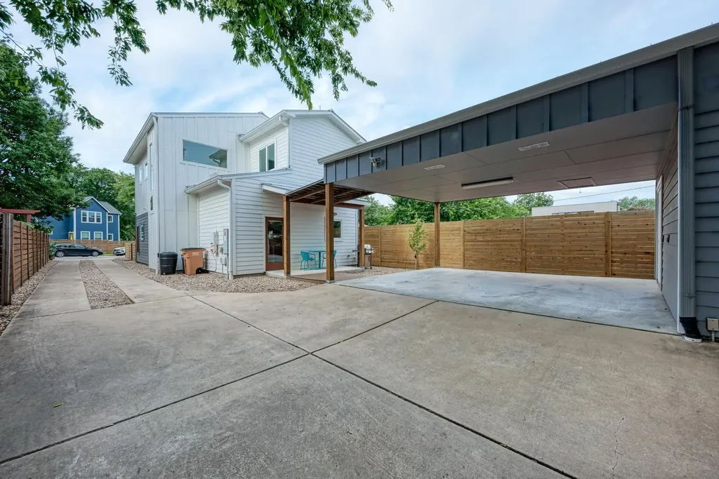3008 E 14th 1/2 Street Austin TX 78702