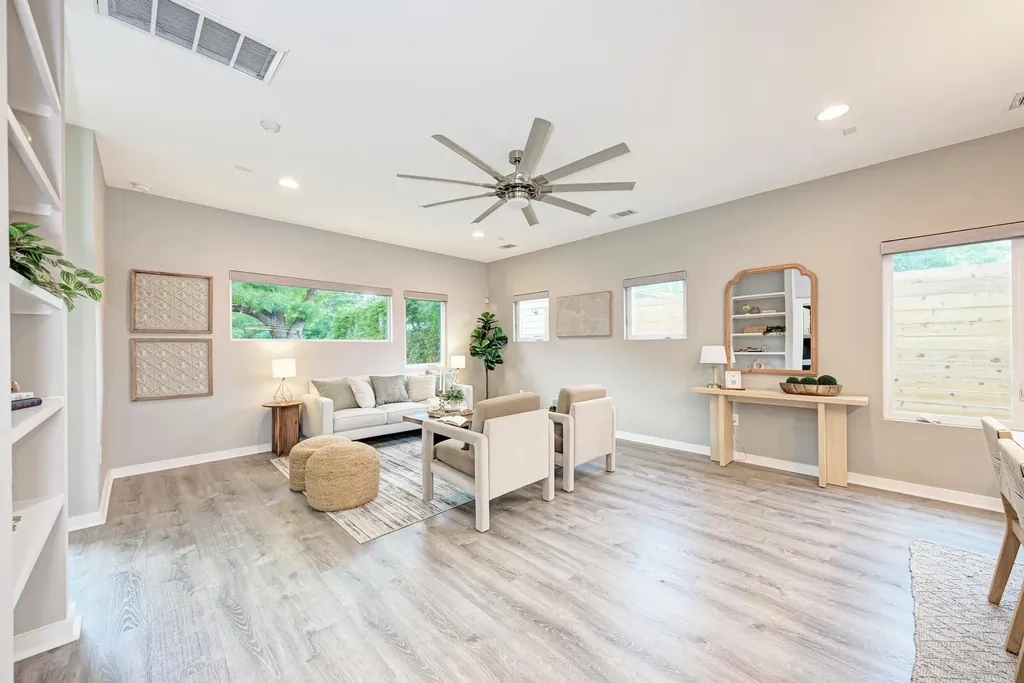 3008 E 14th 1/2 Street Austin TX 78702