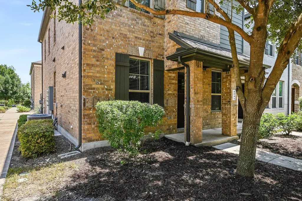 7220 Wyoming Springs Drive Round Rock TX 78681
