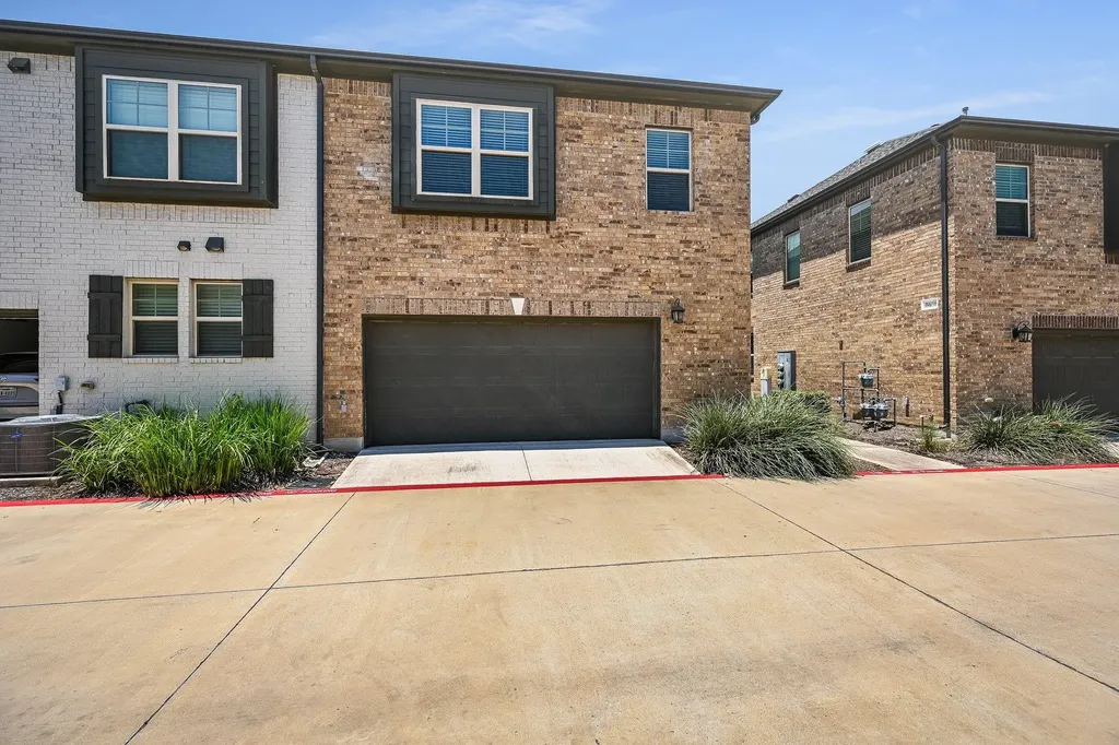 7220 Wyoming Springs Drive Round Rock TX 78681