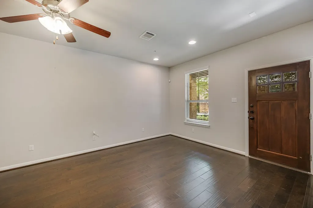 7220 Wyoming Springs Drive Round Rock TX 78681