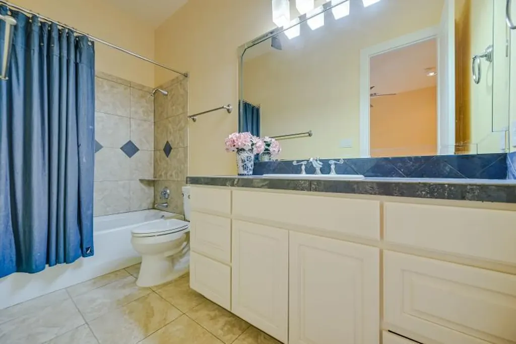 27023 Waterfall Hill Parkway Spicewood TX 78669