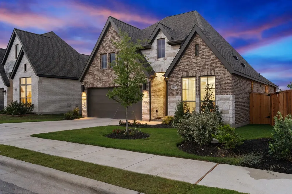 164 High Rock Pass Kyle TX 78640