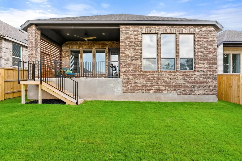 164 High Rock Pass Kyle TX 78640