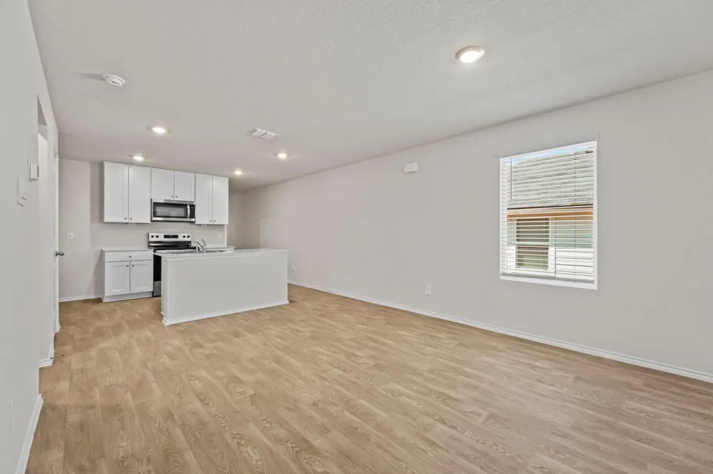 405 Wild Goose Drive Luling TX 78648