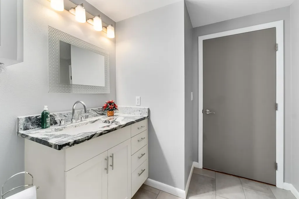 54 Rainey Street Austin TX 78701