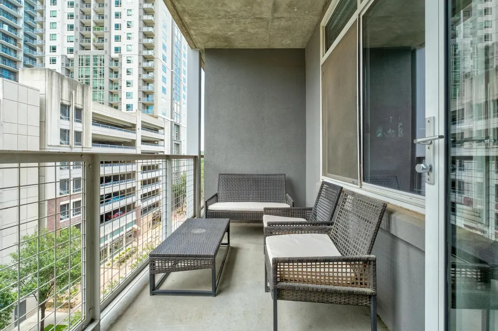 54 Rainey Street Austin TX 78701