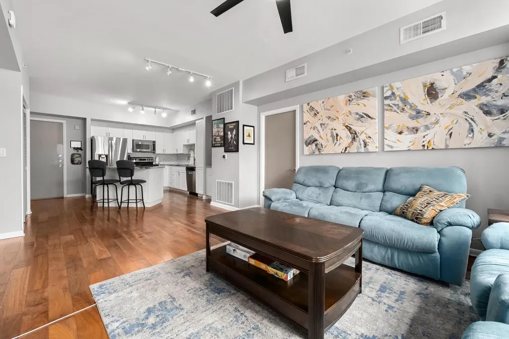 54 Rainey Street Austin TX 78701
