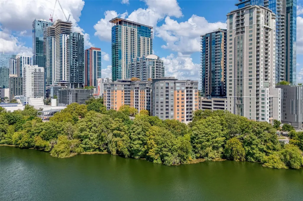 54 Rainey Street Austin TX 78701