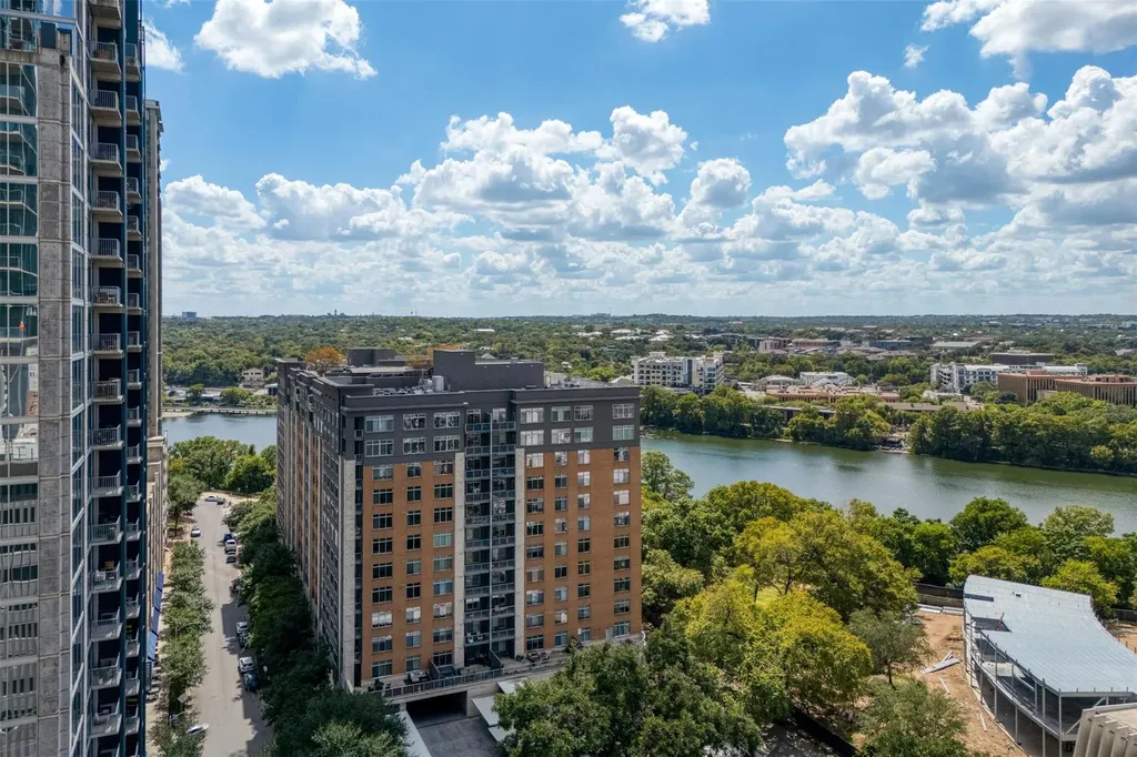 54 Rainey Street Austin TX 78701