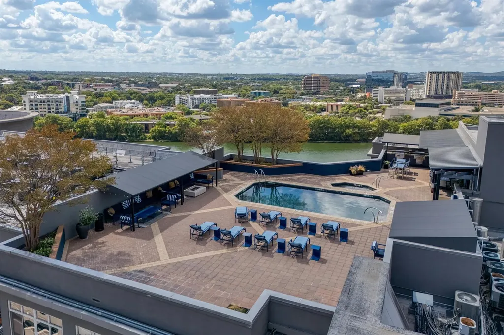 54 Rainey Street Austin TX 78701
