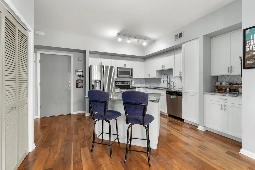 54 Rainey Street Austin TX 78701