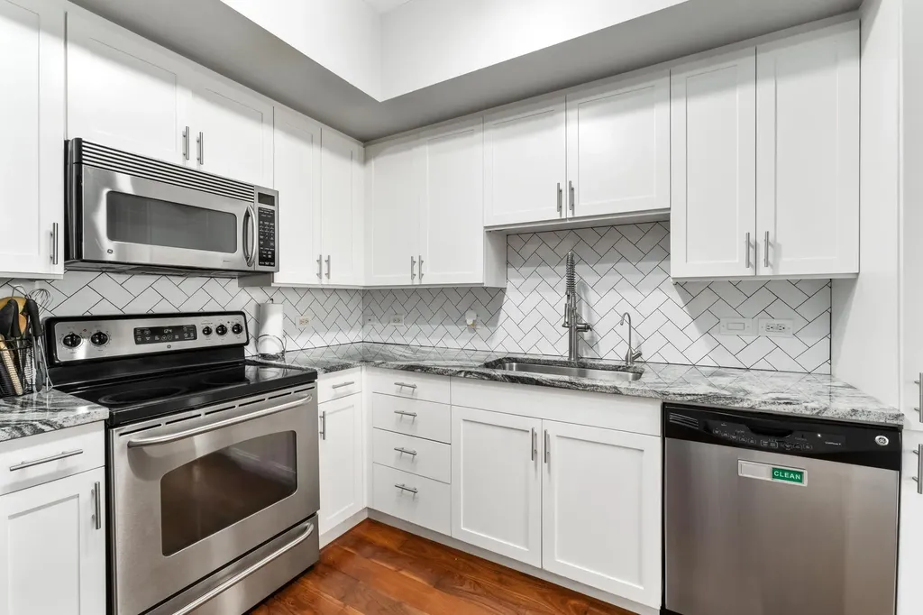 54 Rainey Street Austin TX 78701
