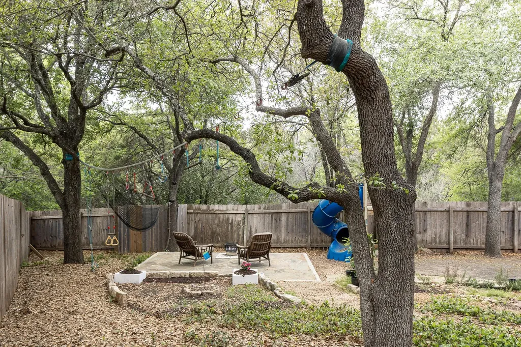 3704 Caney Creek Road Austin TX 78732