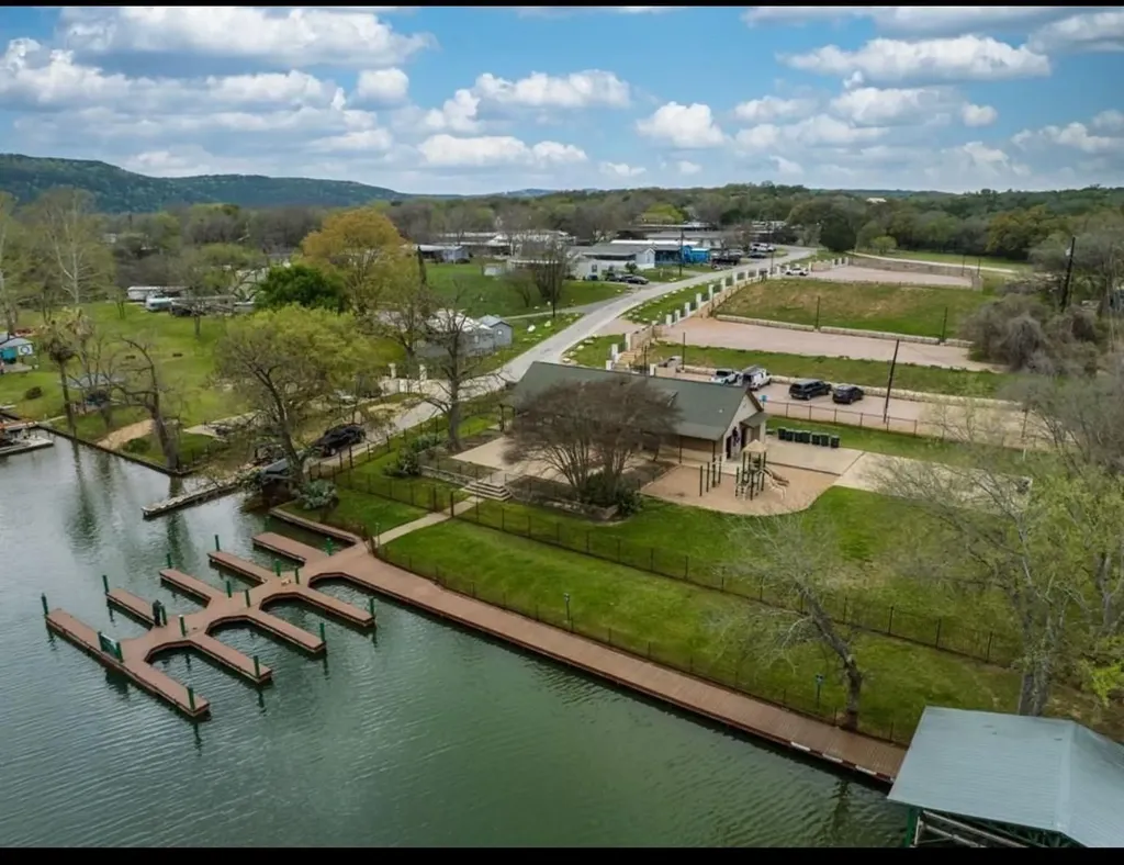 3704 Caney Creek Road Austin TX 78732
