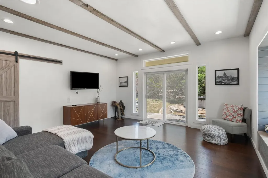 415 Angel Fire Road Dripping Springs TX 78620