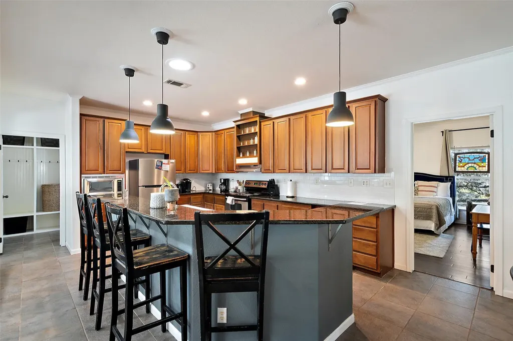 415 Angel Fire Road Dripping Springs TX 78620