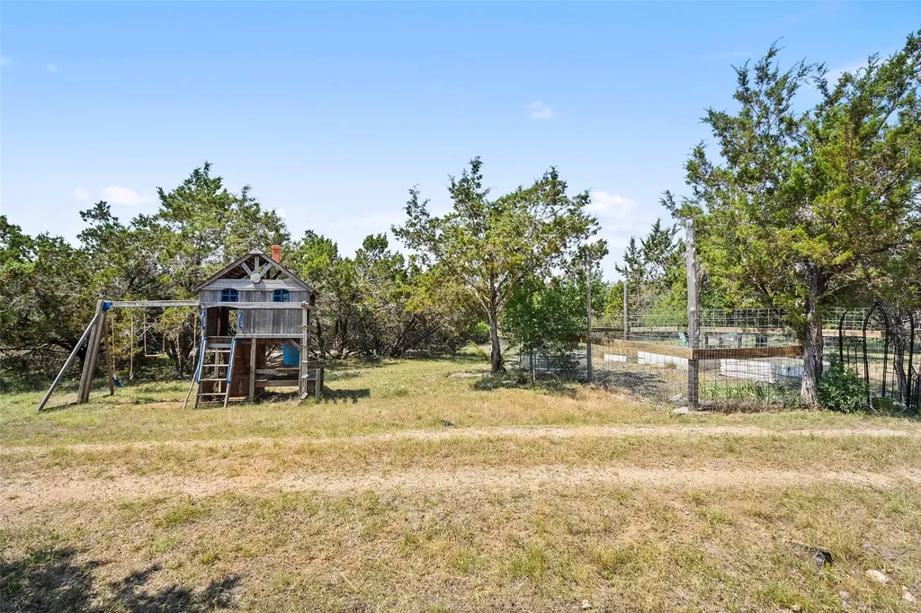 415 Angel Fire Road Dripping Springs TX 78620